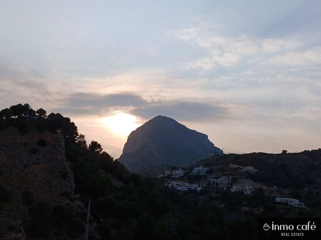 4 sovrum Villa till salu i Alicante stad - 280 000 € (Ref: 9244289)