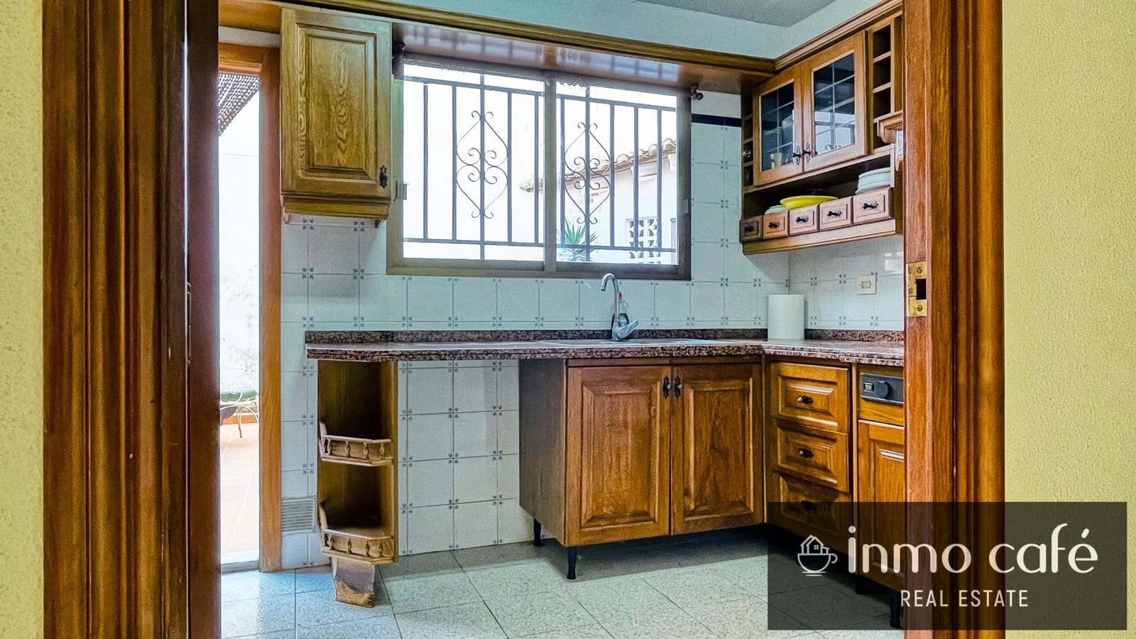5 slaapkamer Huis te koop in Canals - € 140.000 (Ref: 9270388)