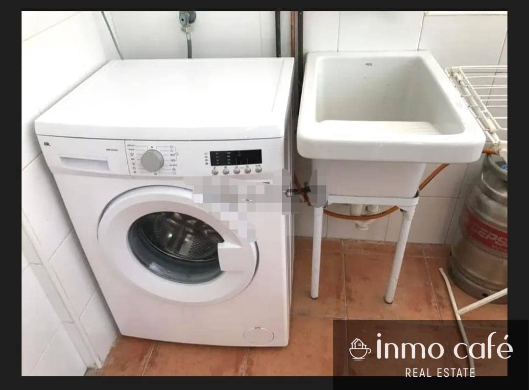 2 soverom Leilighet til salgs i Alicante by med svømmebasseng garasje - € 298 000 (Ref: 9274633)