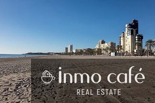 2 soverom Leilighet til salgs i Alicante by med svømmebasseng garasje - € 298 000 (Ref: 9274633)