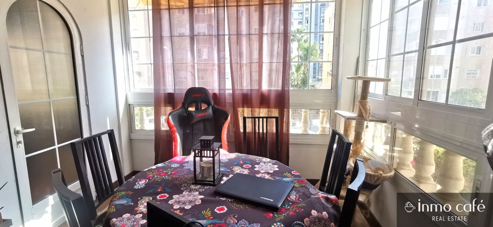 2 soverom Leilighet til salgs i Alicante by med svømmebasseng garasje - € 298 000 (Ref: 9274633)