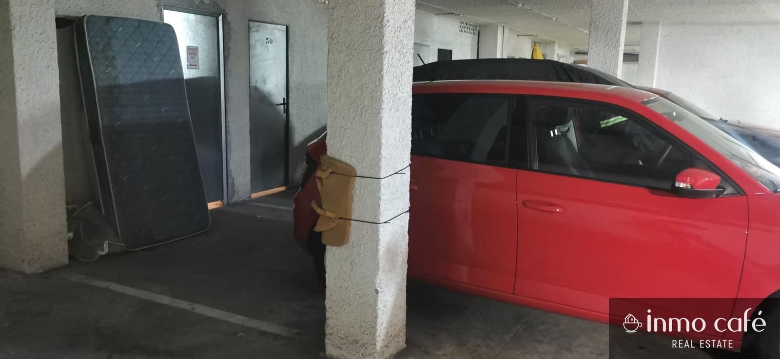 2 soverom Leilighet til salgs i Alicante by med svømmebasseng garasje - € 298 000 (Ref: 9274633)