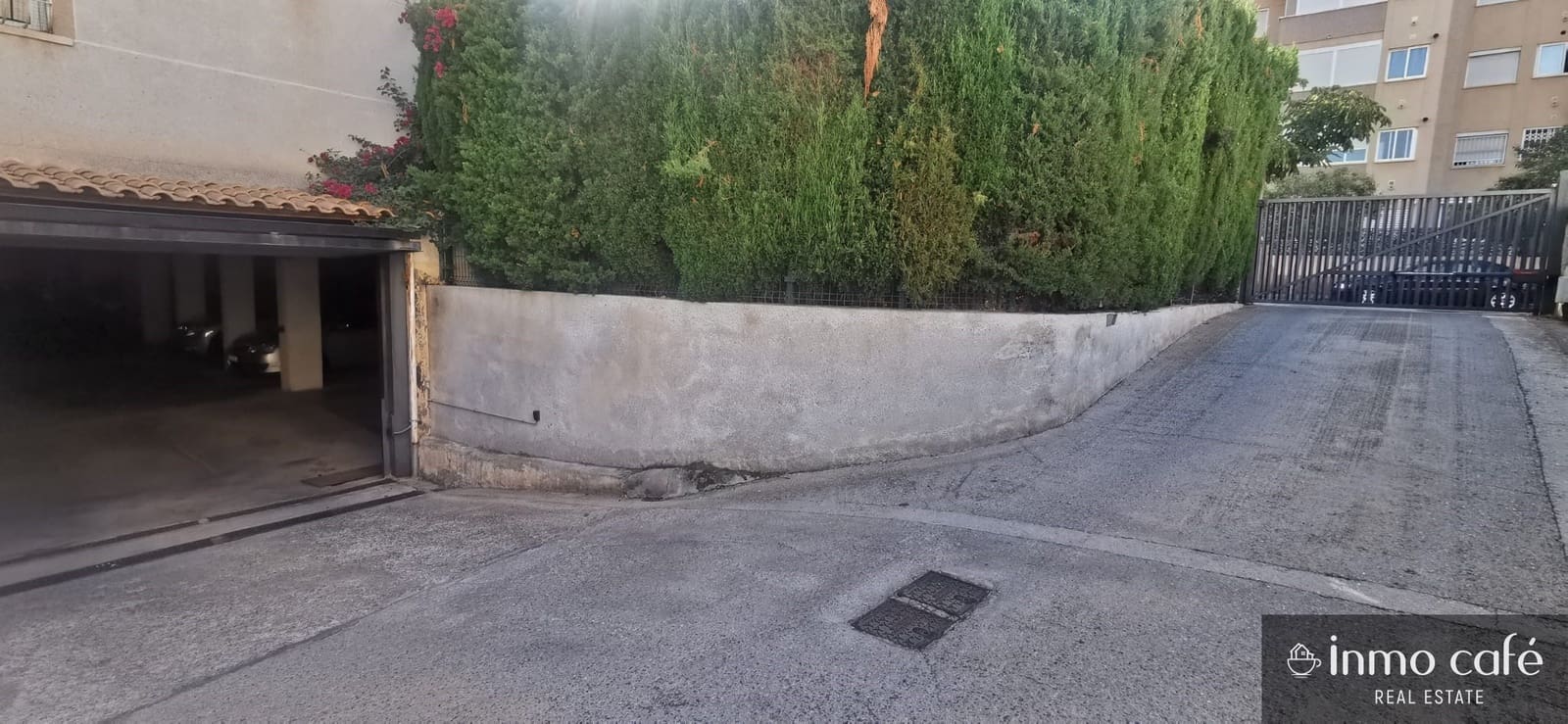 2 soverom Leilighet til salgs i Alicante by med svømmebasseng garasje - € 298 000 (Ref: 9274633)