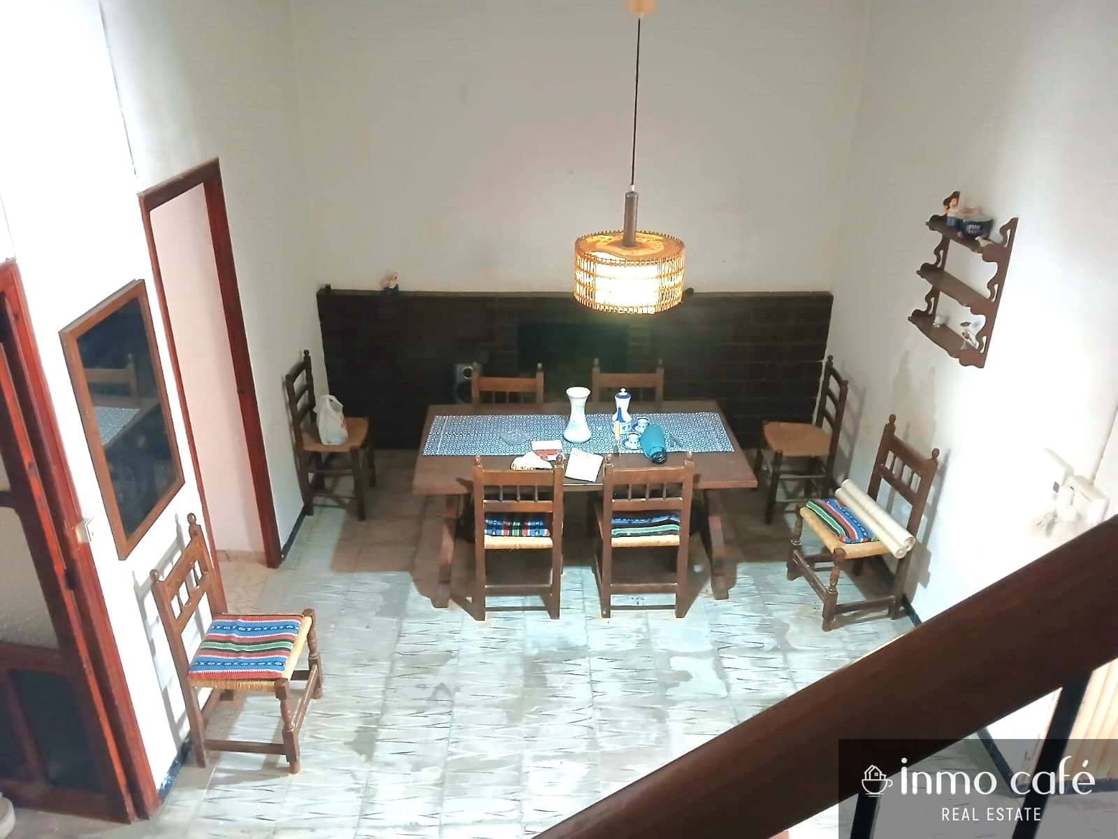 4 makuuhuone Omakotitalo myytävänä paikassa Alfaz del Pi / L'Alfas del Pi mukana 
autotalli - 250 000 € (Ref: 9346558)