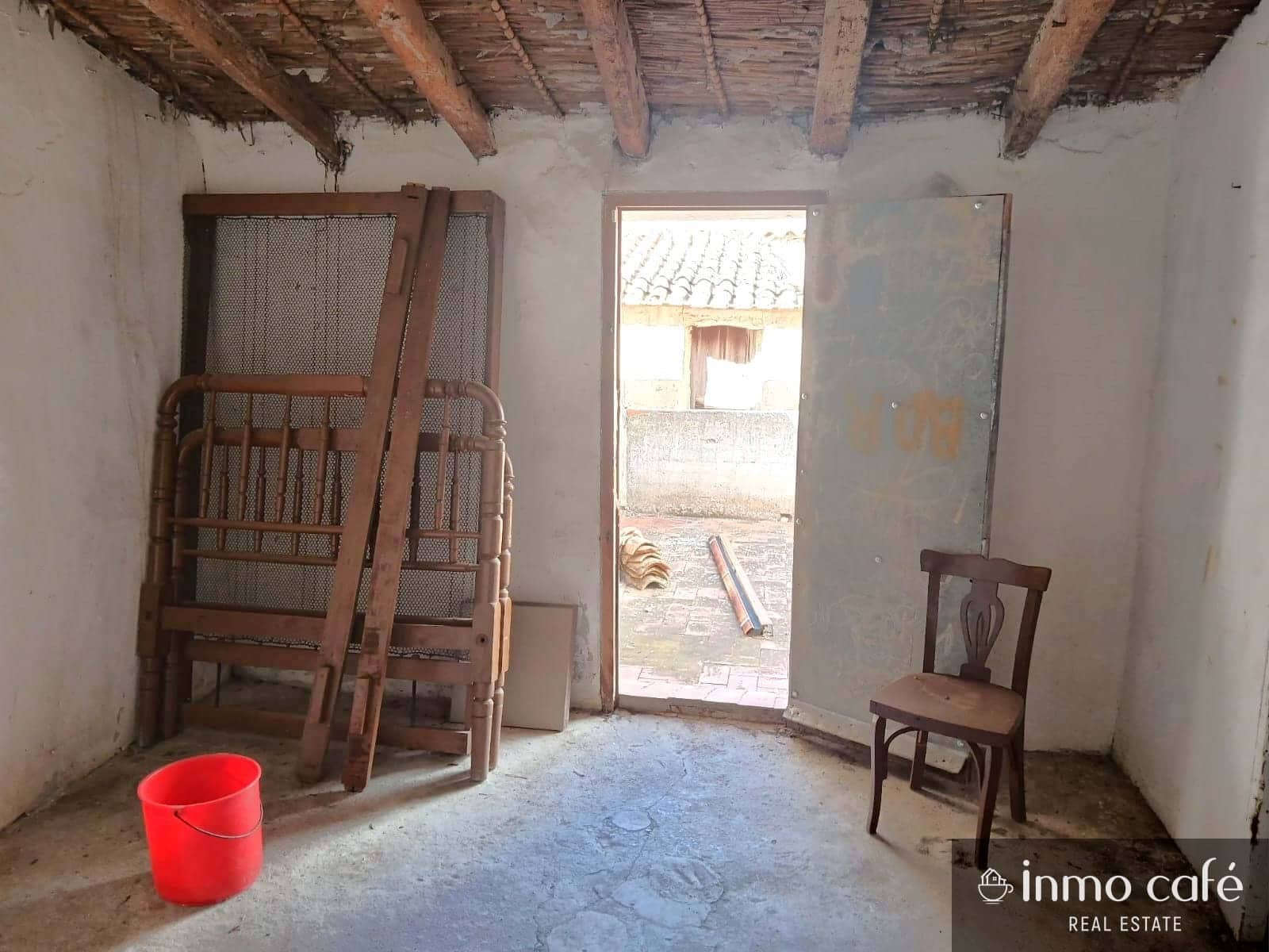 4 makuuhuone Omakotitalo myytävänä paikassa Alfaz del Pi / L'Alfas del Pi mukana 
autotalli - 250 000 € (Ref: 9346558)