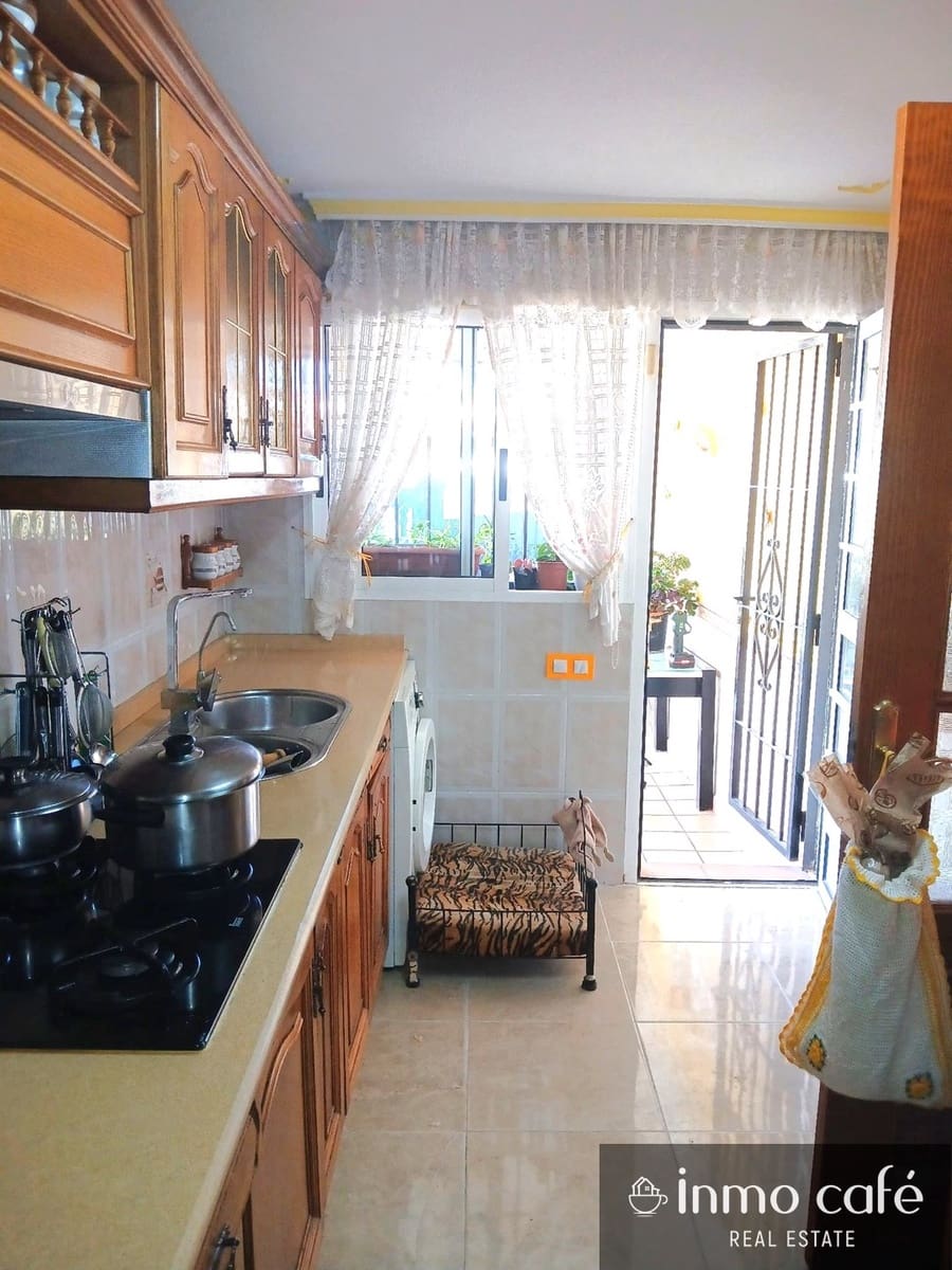 5 Zimmer Villa zu verkaufen in La Nucia mit Pool Garage - 384.800 € (Ref: 9390054)