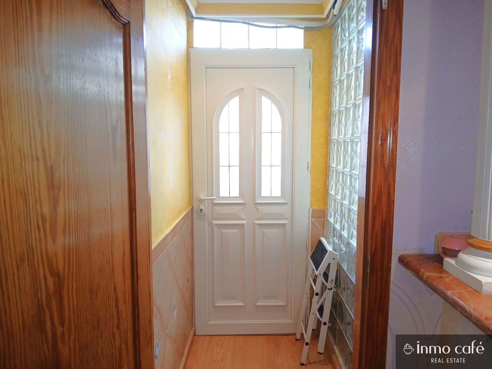 5 Zimmer Villa zu verkaufen in La Nucia mit Pool Garage - 384.800 € (Ref: 9390054)