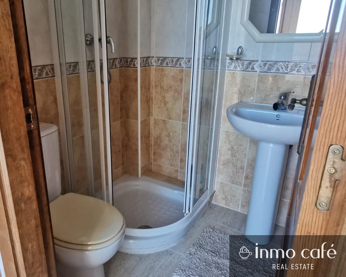 Chalet de 3 habitaciones en San Fulgencio en venta con piscina garaje - 375.000 € (Ref: 9438140)