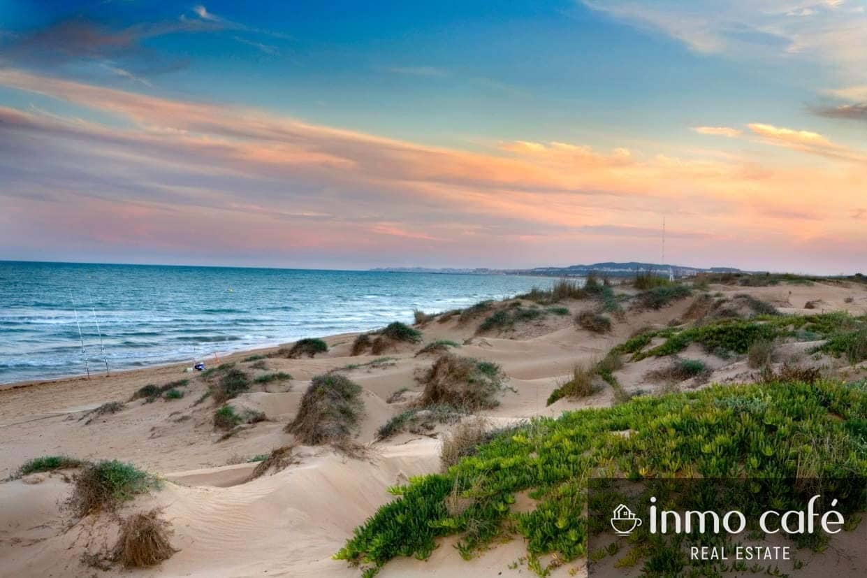 Chalet de 3 habitaciones en San Fulgencio en venta con piscina garaje - 375.000 € (Ref: 9438140)