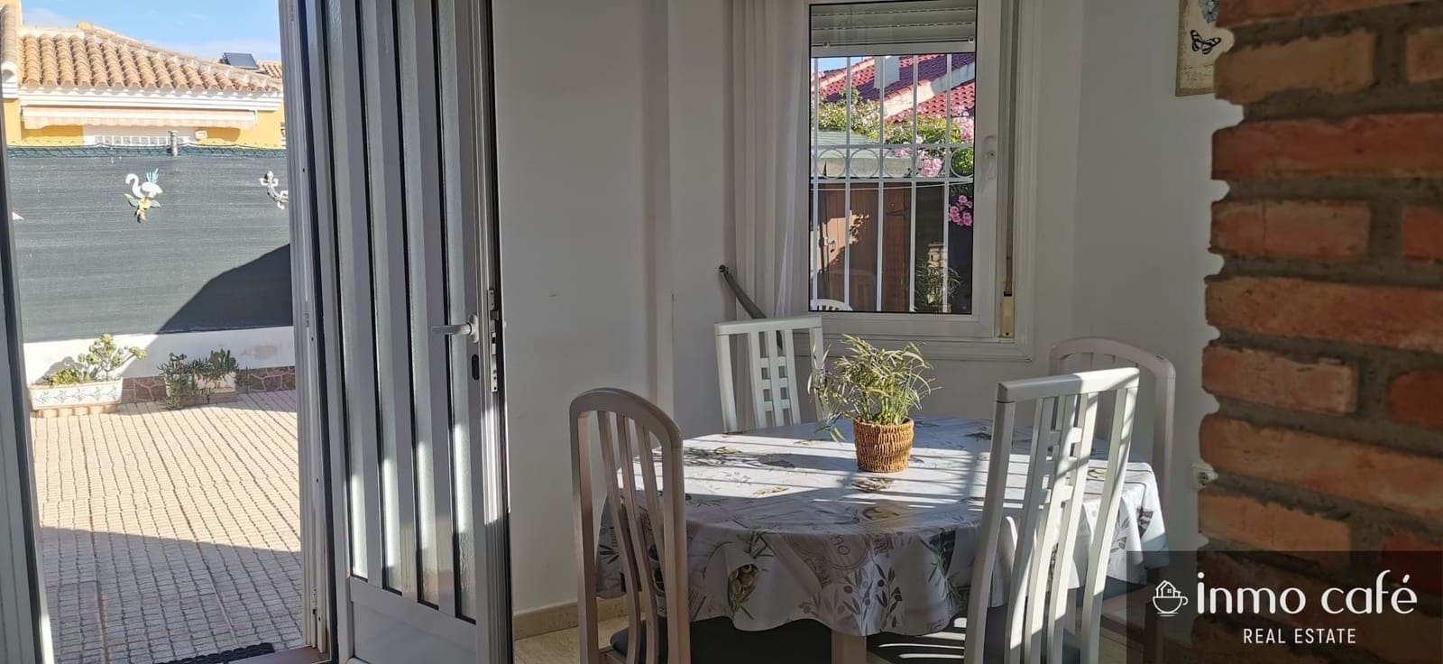 Chalet de 3 habitaciones en San Fulgencio en venta con piscina garaje - 375.000 € (Ref: 9438140)