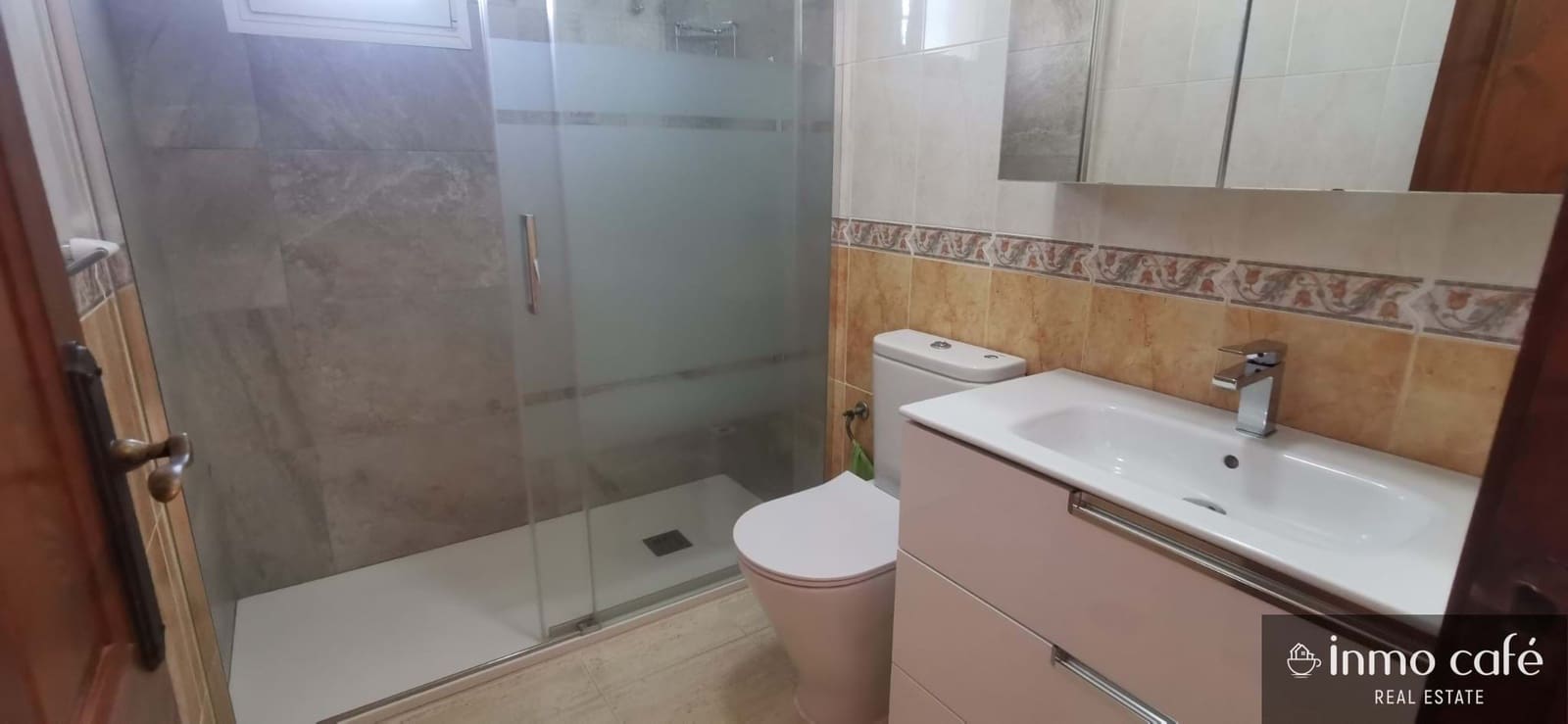 Chalet de 3 habitaciones en San Fulgencio en venta con piscina garaje - 375.000 € (Ref: 9438140)