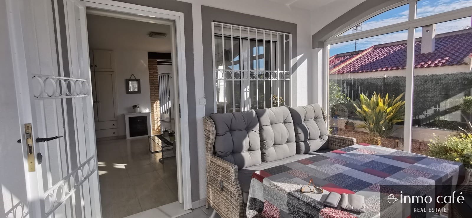 Chalet de 3 habitaciones en San Fulgencio en venta con piscina garaje - 375.000 € (Ref: 9438140)