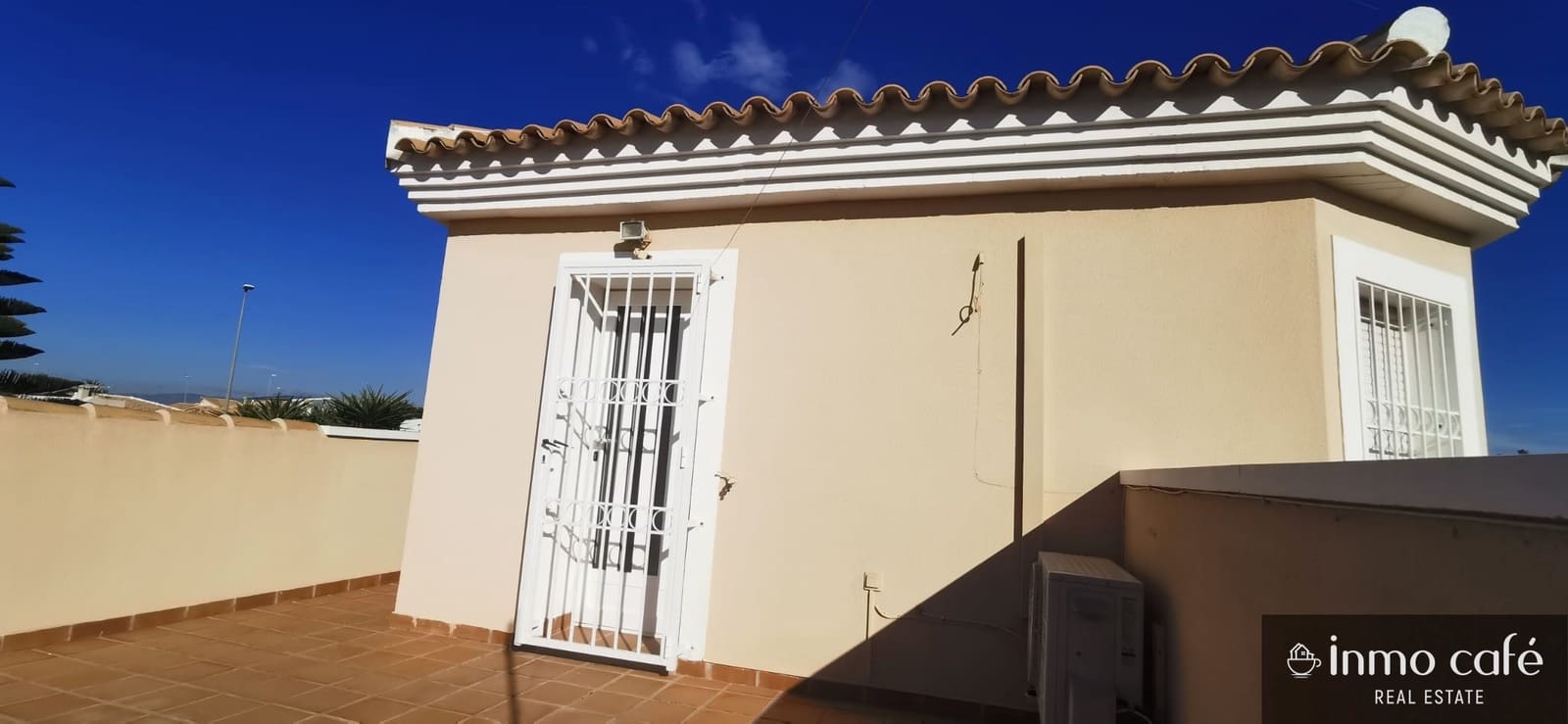 Chalet de 3 habitaciones en San Fulgencio en venta con piscina garaje - 375.000 € (Ref: 9438140)