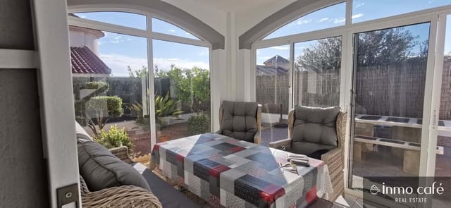 Chalet de 3 habitaciones en San Fulgencio en venta con piscina garaje - 375.000 € (Ref: 9438140)