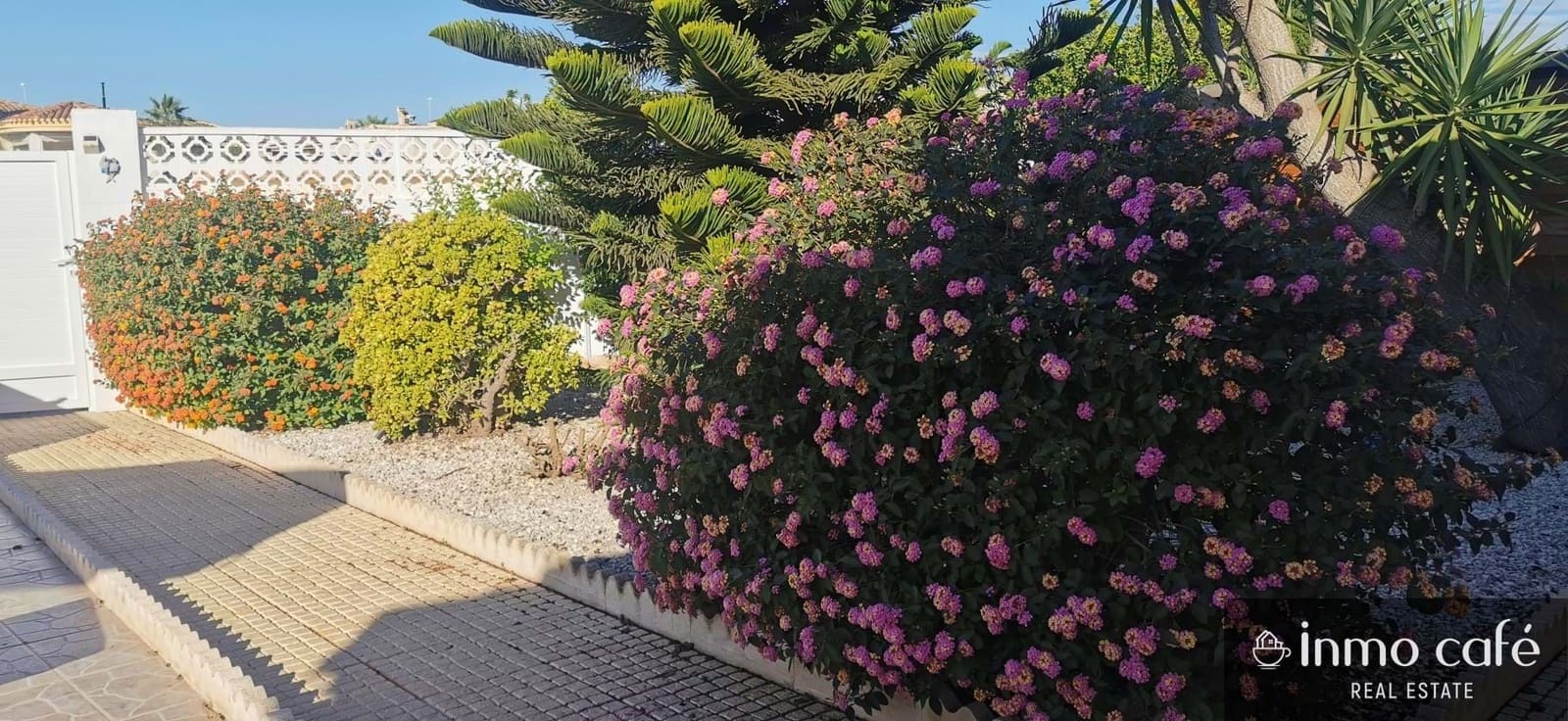 Chalet de 3 habitaciones en San Fulgencio en venta con piscina garaje - 375.000 € (Ref: 9438140)