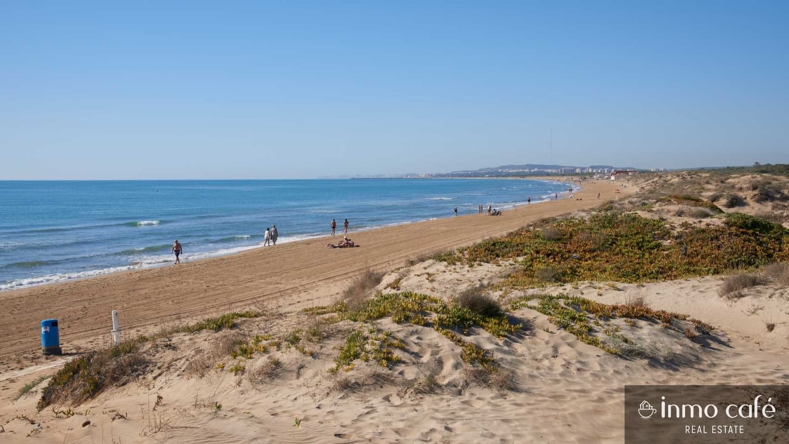 Chalet de 3 habitaciones en San Fulgencio en venta con piscina garaje - 375.000 € (Ref: 9438140)