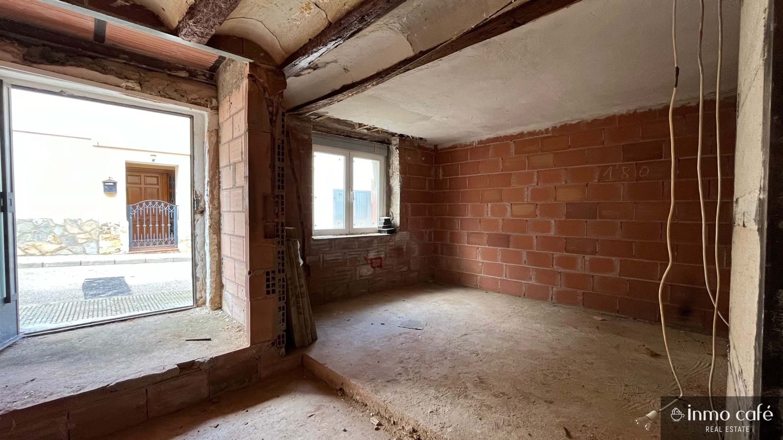 3 sovrum Hus till salu i El Camp de Mirra - 40 000 € (Ref: 9471668)