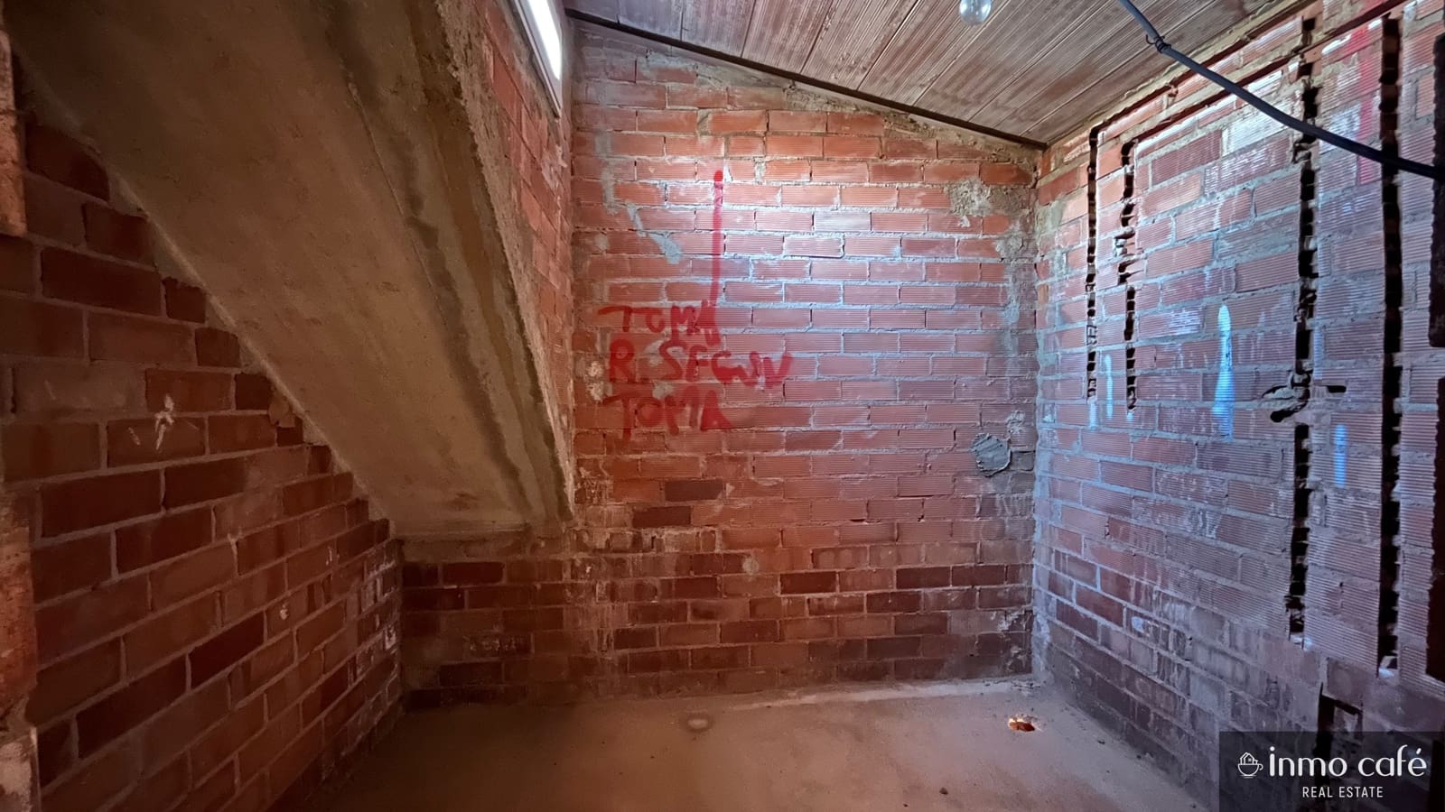 3 sovrum Hus till salu i El Camp de Mirra - 40 000 € (Ref: 9471668)