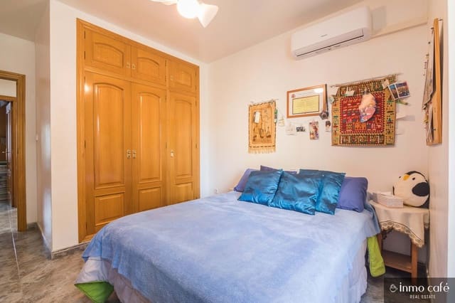 5 soverom Villa til salgs i Elche / Elx med svømmebasseng garasje - € 815 000 (Ref: 9481380)