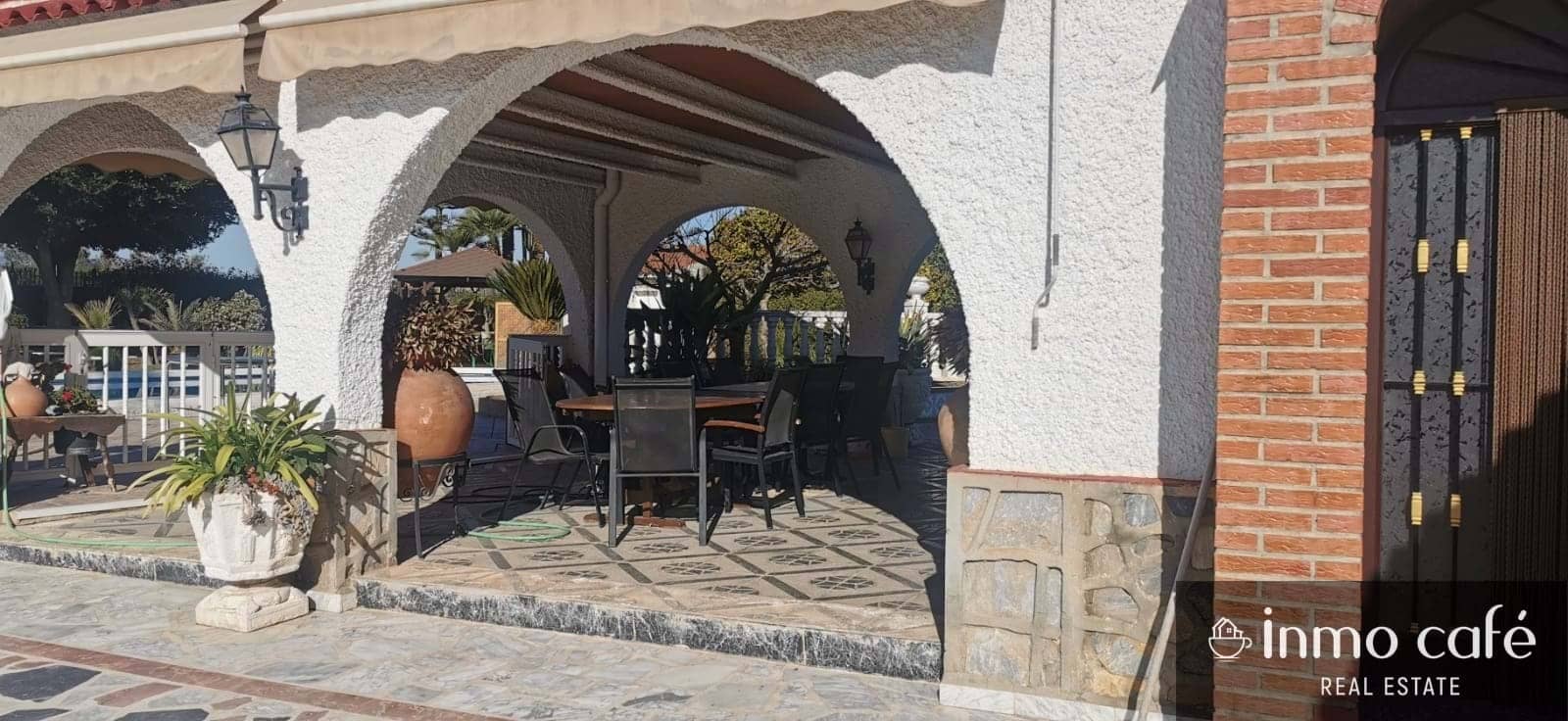 4 chambre Villa/Maison à vendre à Elche / Elx avec piscine garage - 480 000 € (Ref: 9521677)