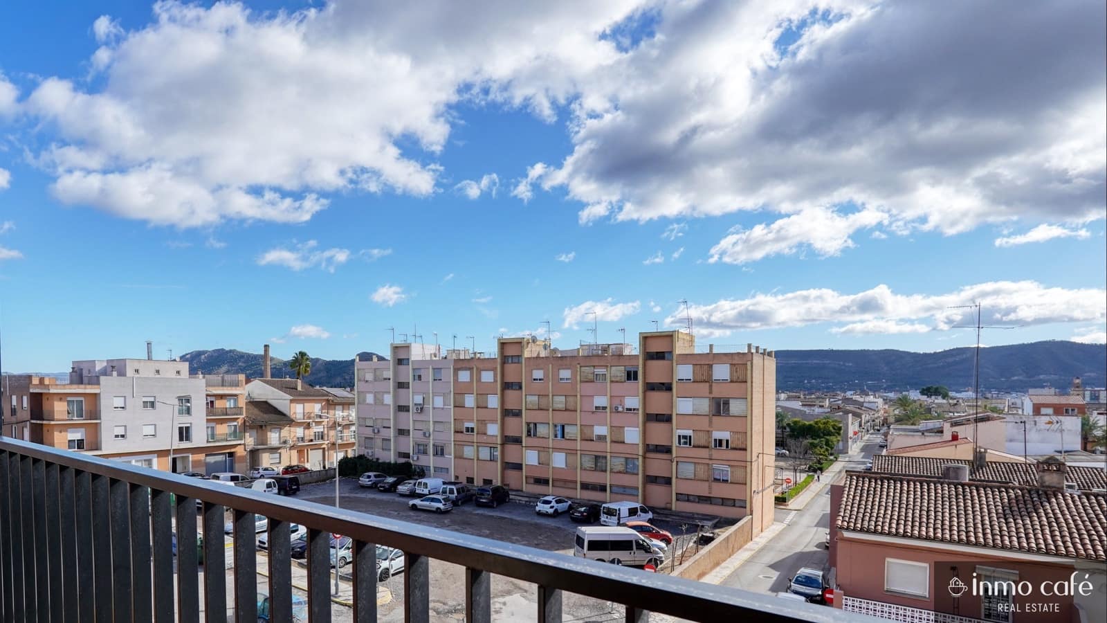 3 bedroom Apartment for rent in L'Alcudia de Crespins - € 650 (Ref: 9539712)