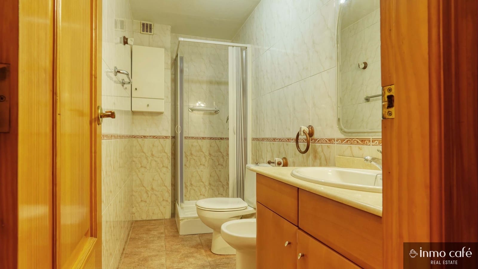 4 soveværelse Byhus til salg i Canals med garage - € 200.000 (Ref: 9547202)