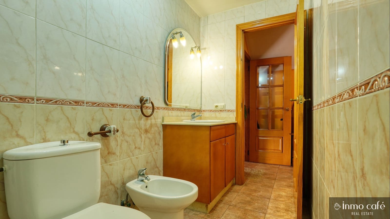 4 soveværelse Byhus til salg i Canals med garage - € 200.000 (Ref: 9547202)