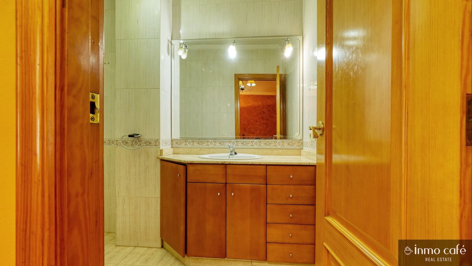 4 soveværelse Byhus til salg i Canals med garage - € 200.000 (Ref: 9547202)