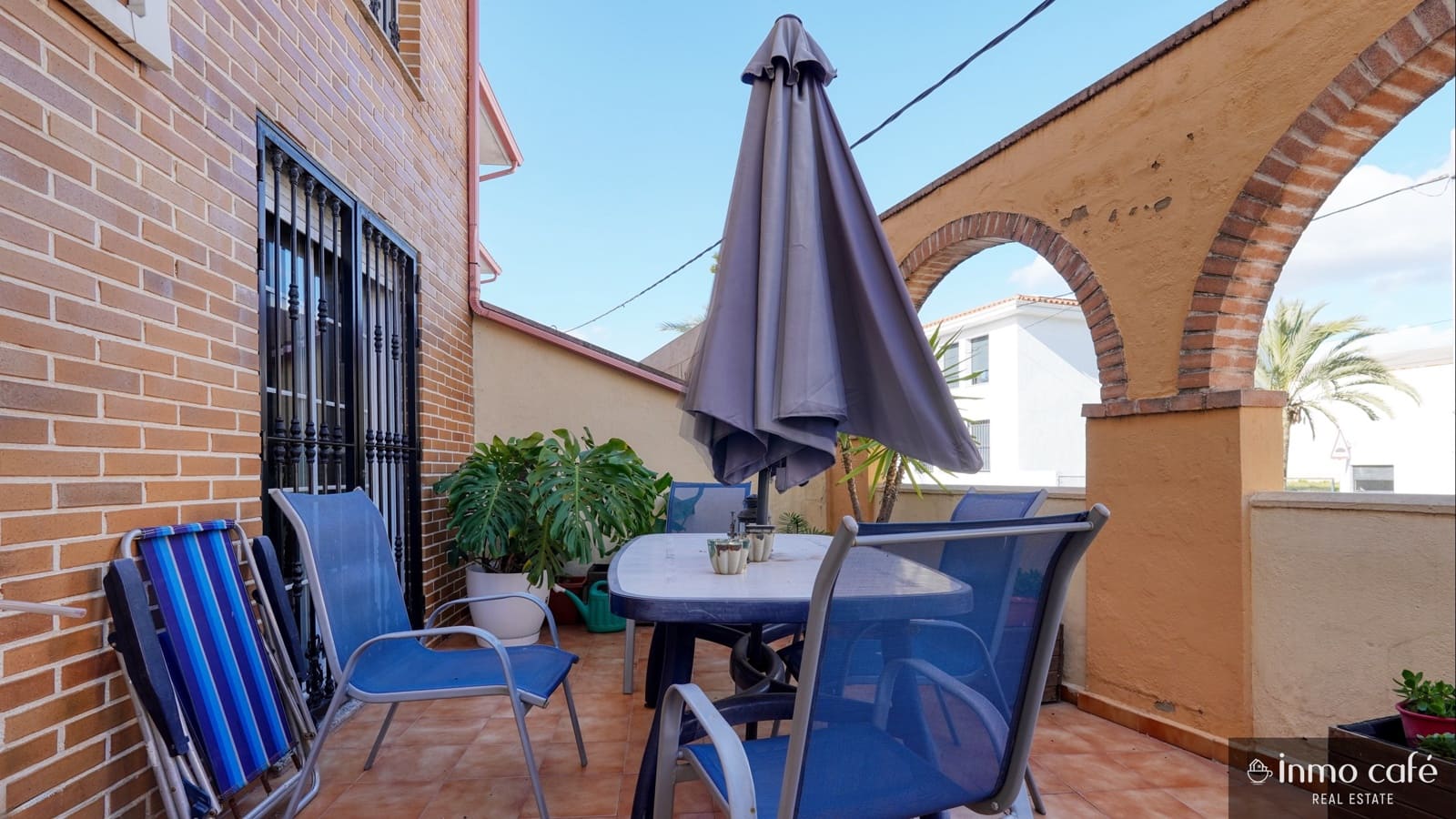 4 soveværelse Byhus til salg i Canals med garage - € 200.000 (Ref: 9547202)