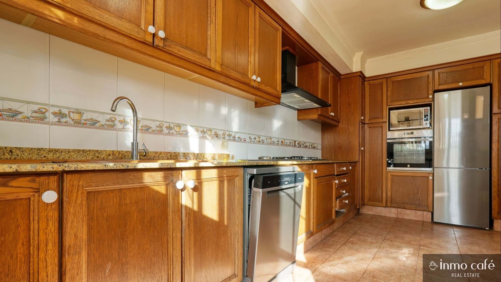 4 soveværelse Byhus til salg i Canals med garage - € 200.000 (Ref: 9547202)