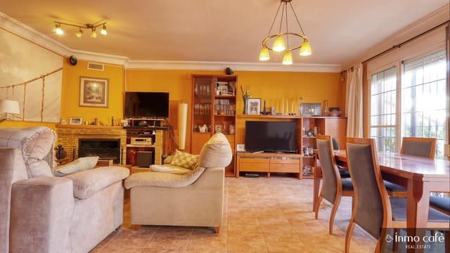 4 soveværelse Byhus til salg i Canals med garage - € 200.000 (Ref: 9547202)