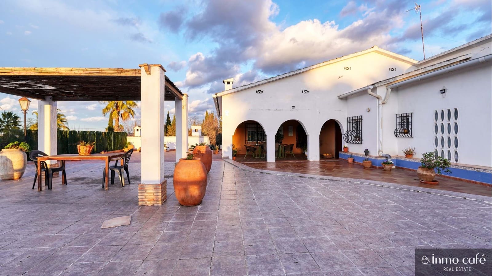 7 soveværelse Villa til salg i Canals med garage - € 467.000 (Ref: 9560705)