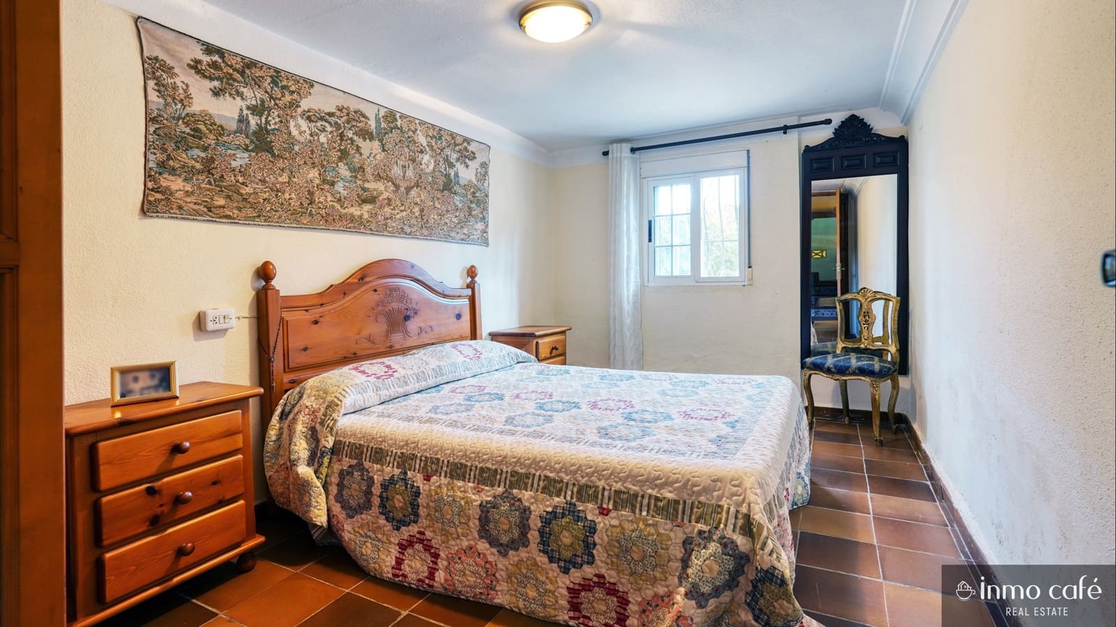 7 bedroom Villa for sale in Canals with garage - € 467,000 (Ref: 9560705)