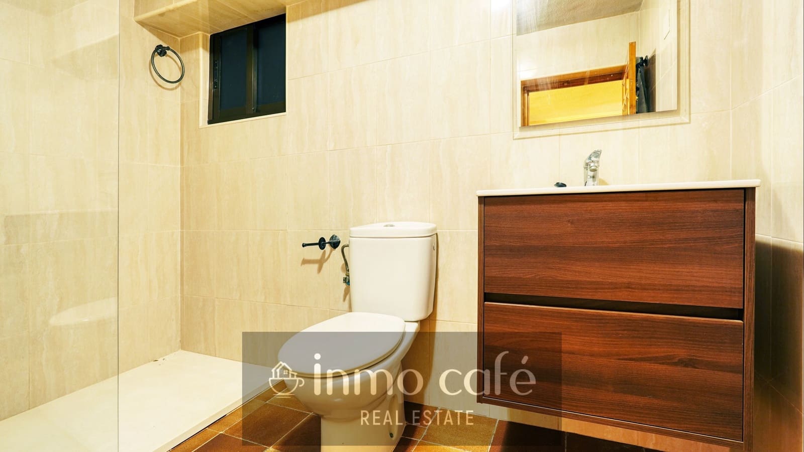 7 soverom Villa til salgs i Canals med garasje - € 380 000 (Ref: 9560705)