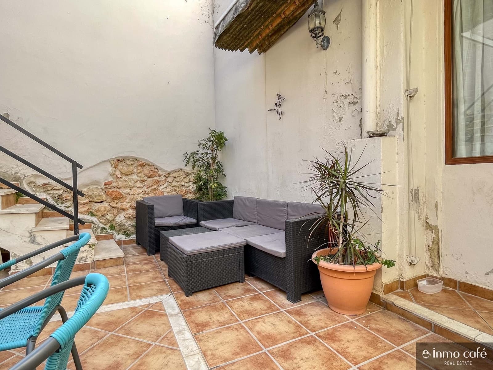 4 quarto Casa em Banda para venda em Anna com garagem - 150 000 € (Ref: 9564129)