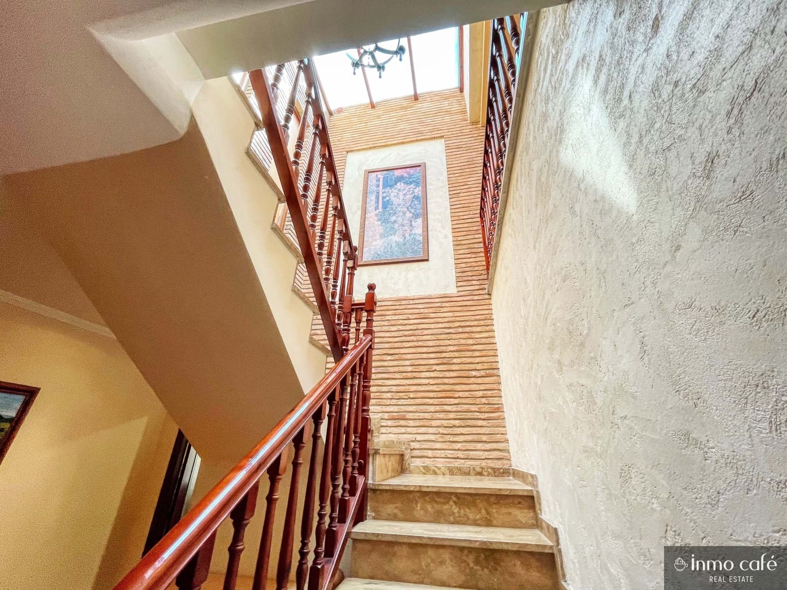 4 quarto Casa em Banda para venda em Anna com garagem - 150 000 € (Ref: 9564129)