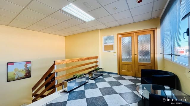 Local Commercial à vendre à Villena avec garage - 399 000 € (Ref: 9606521)