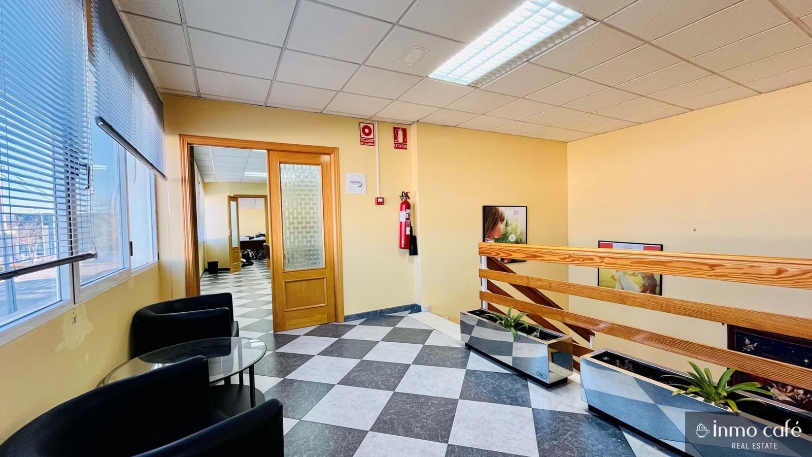 Local Commercial à vendre à Villena avec garage - 399 000 € (Ref: 9606521)