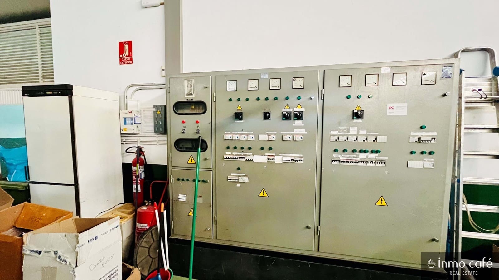 Local Commercial à vendre à Villena avec garage - 399 000 € (Ref: 9606521)