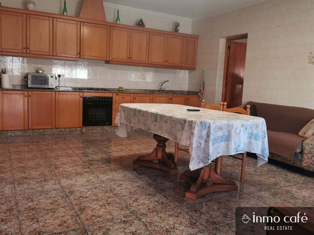 7 makuuhuone Omakotitalo myytävänä paikassa Crevillente / Crevillent mukana 
autotalli - 320 000 € (Ref: 9614152)