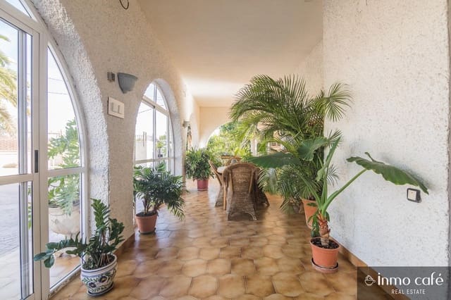 Chalet de 5 habitaciones en Elche / Elx en venta - 448.000 € (Ref: 9617903)