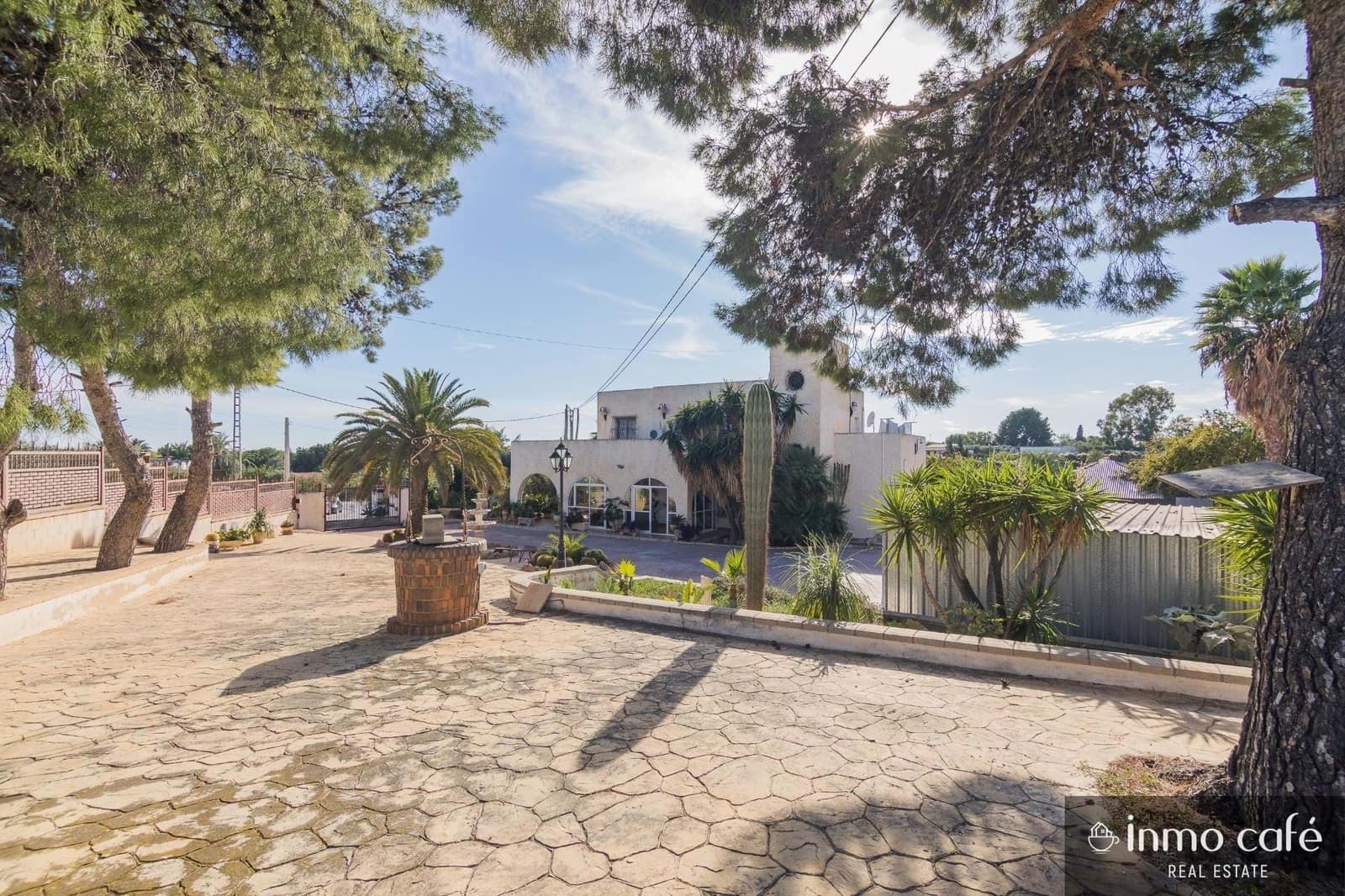 5 bedroom Villa for sale in Elche / Elx - € 448,000 (Ref: 9617903)