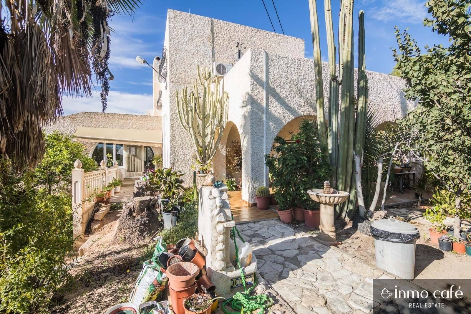 5 bedroom Villa for sale in Elche / Elx - € 448,000 (Ref: 9617903)