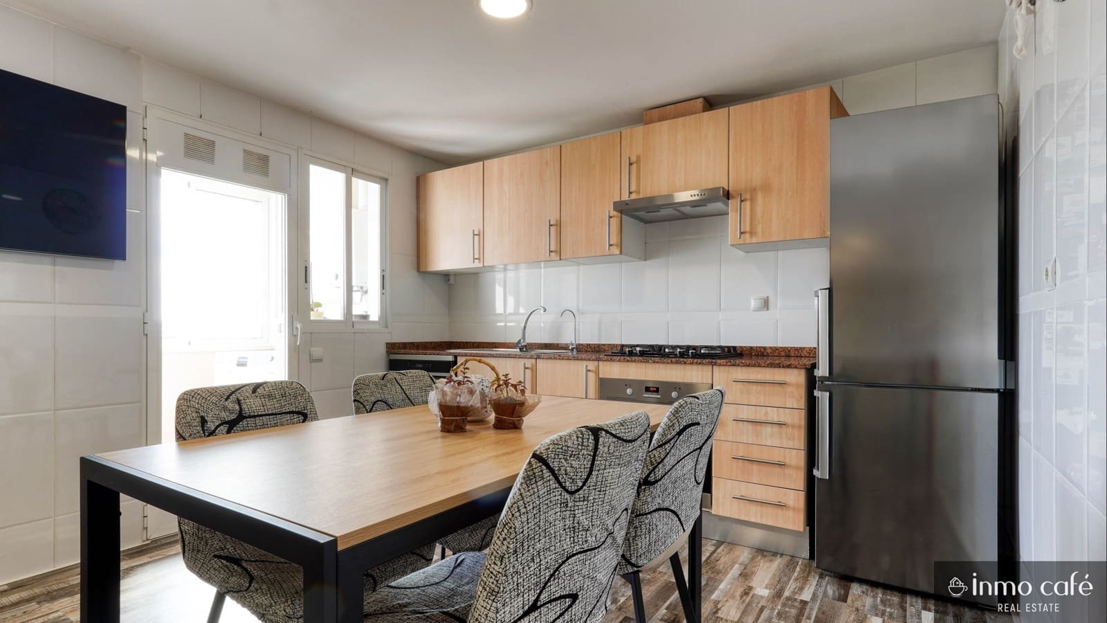 3 sovrum Lägenhet till salu i Alicante stad med pool garage - 310 000 € (Ref: 9626077)