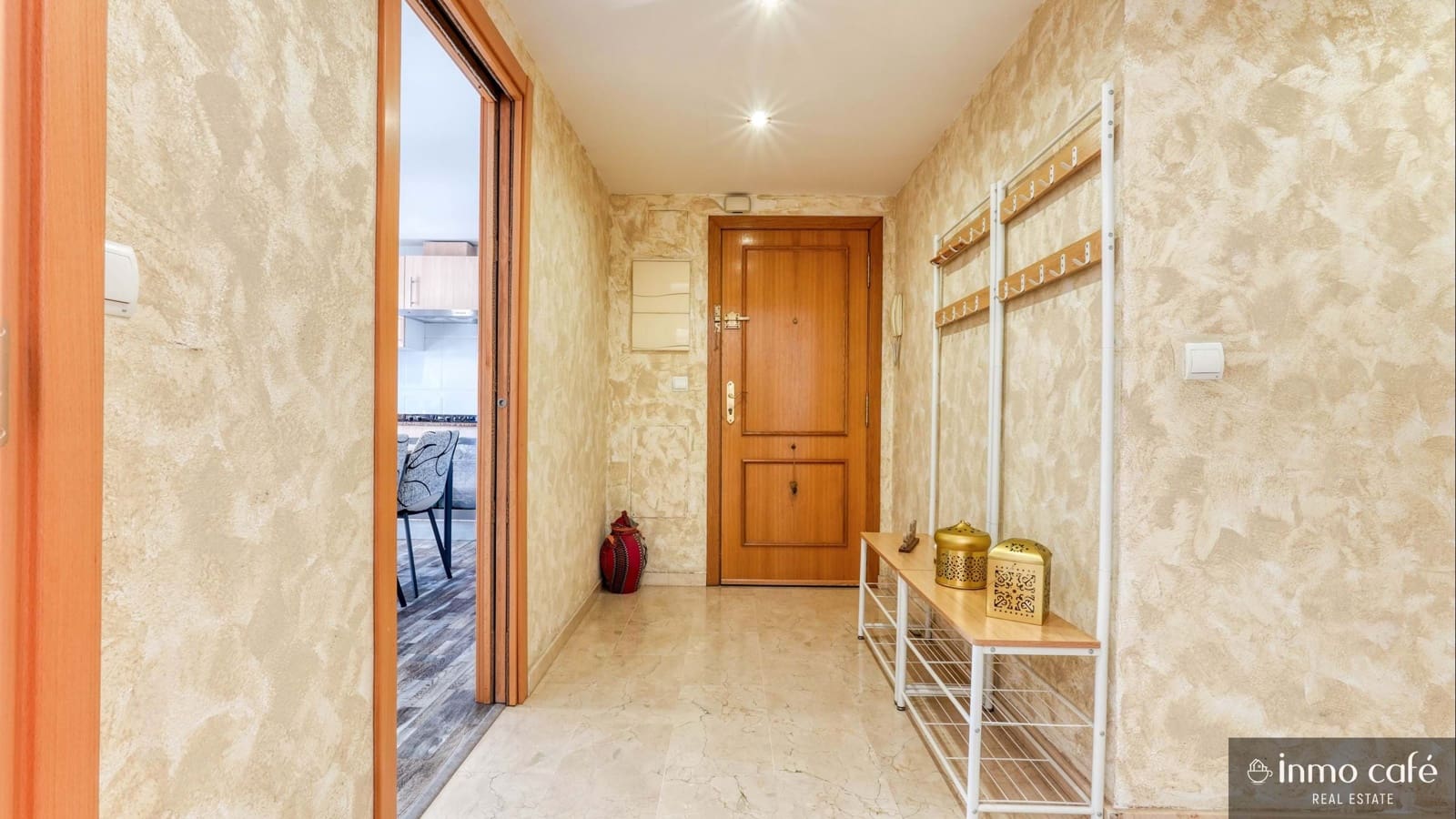 3 sovrum Lägenhet till salu i Alicante stad med pool garage - 310 000 € (Ref: 9626077)