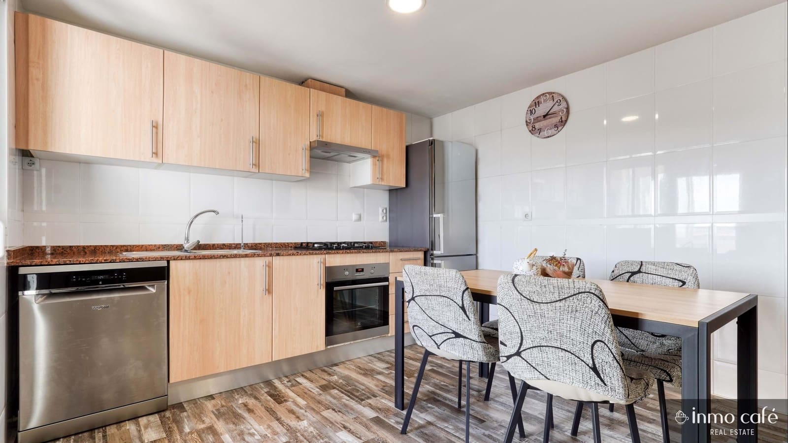 3 sovrum Lägenhet till salu i Alicante stad med pool garage - 310 000 € (Ref: 9626077)