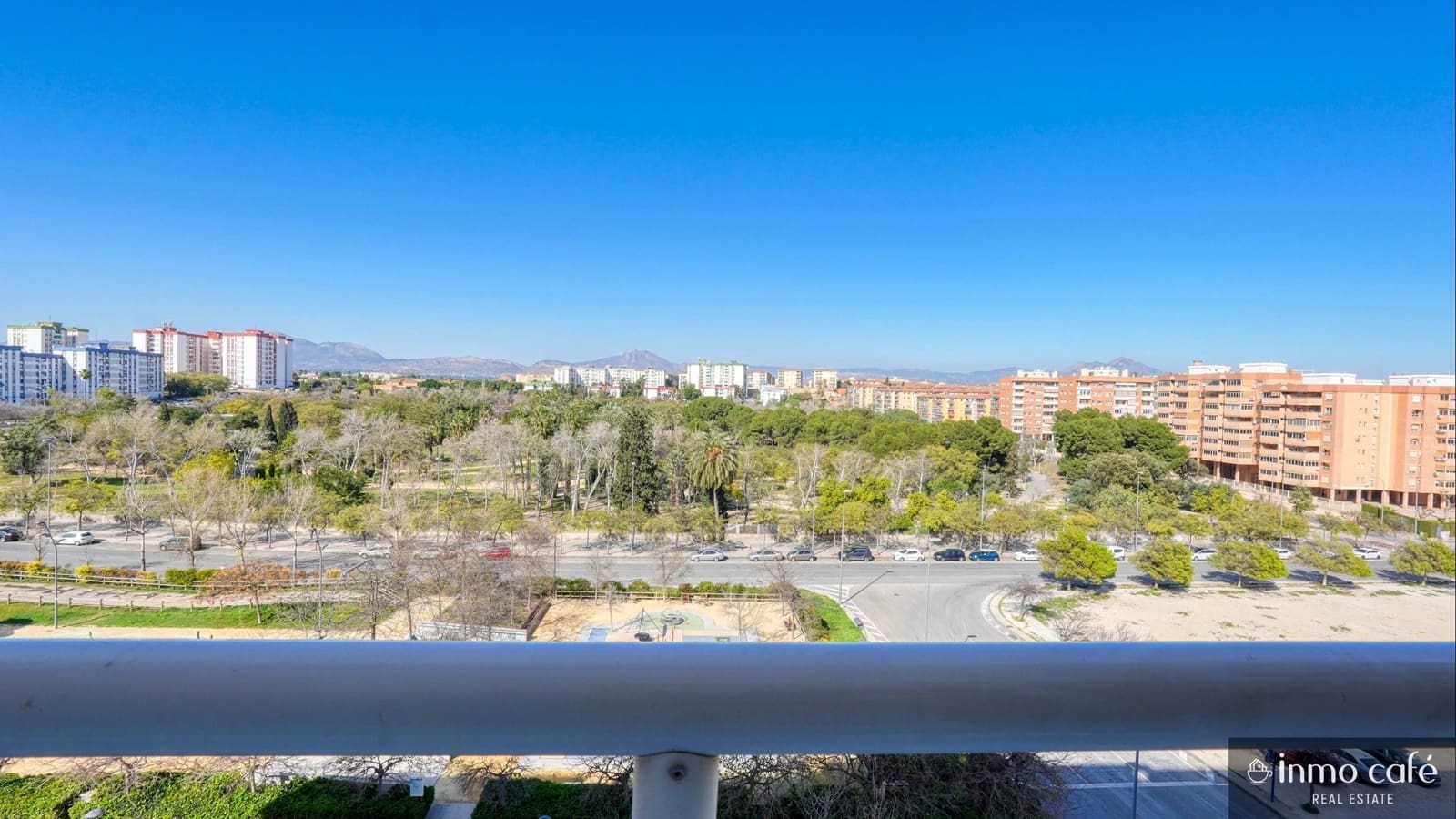 3 sovrum Lägenhet till salu i Alicante stad med pool garage - 310 000 € (Ref: 9626077)