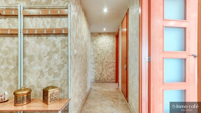 3 sovrum Lägenhet till salu i Alicante stad med pool garage - 310 000 € (Ref: 9626077)