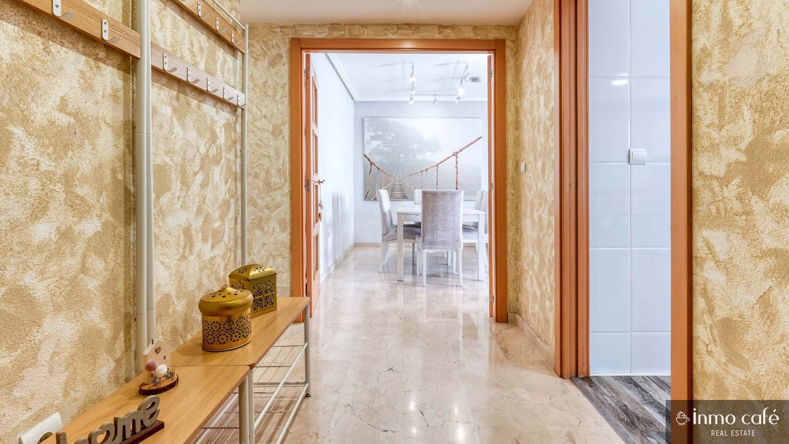 3 sovrum Lägenhet till salu i Alicante stad med pool garage - 310 000 € (Ref: 9626077)