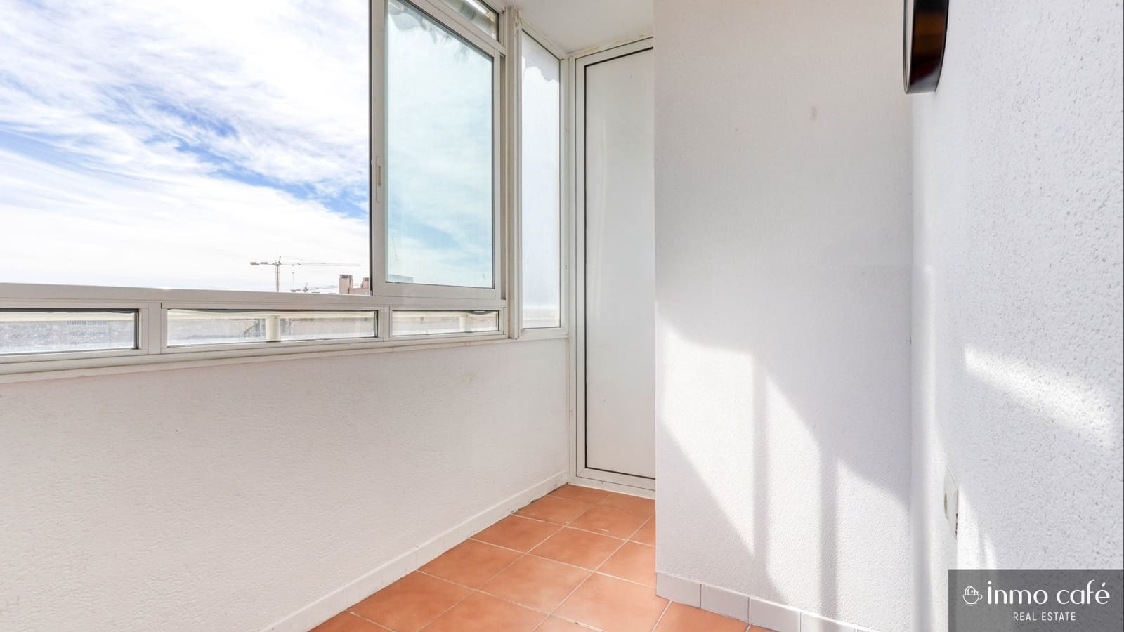 3 sovrum Lägenhet till salu i Alicante stad med pool garage - 310 000 € (Ref: 9626077)